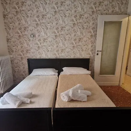 Entire Apartment-casal Bertone-tiburtina Roma