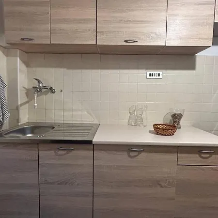 Apartment Entire Apartment-casal Bertone-tiburtina Rome